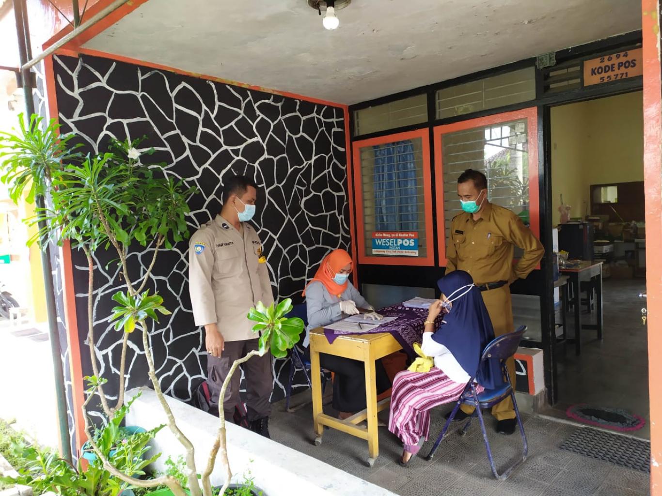 PENYALURAN BST TAHAP X KALURAHAN SRIHARDONO