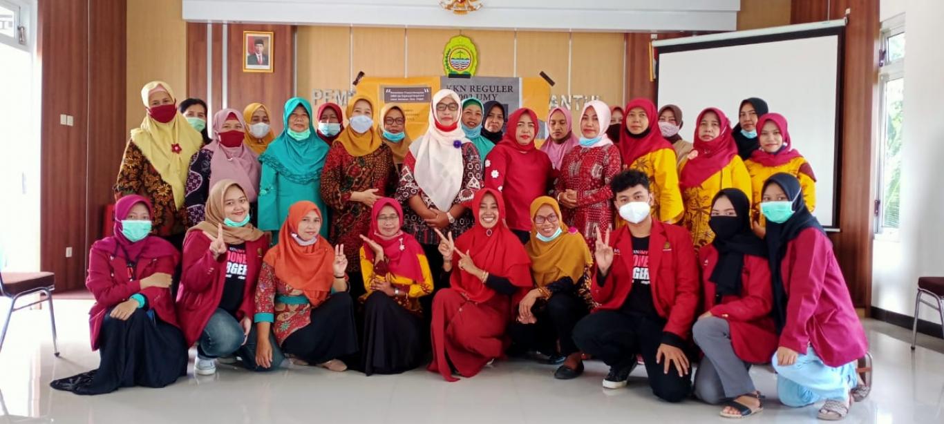 PERPISAHAN KKN IT UMY Di KALURAHAN SRIHARDONO