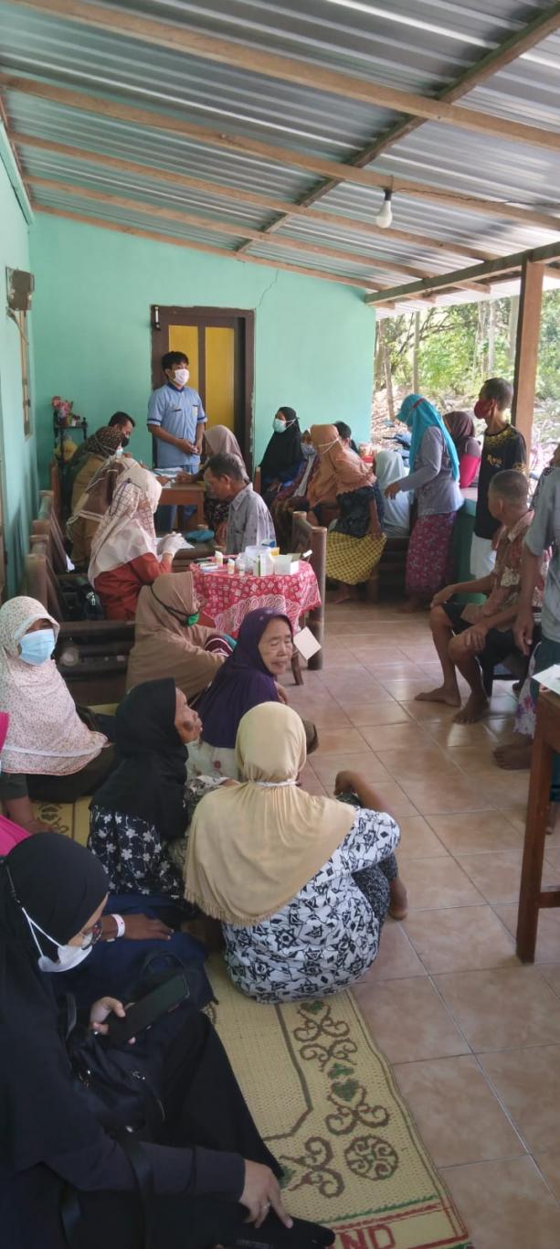Kegiatan Posyandu Lansia di Dusun Tulung 
