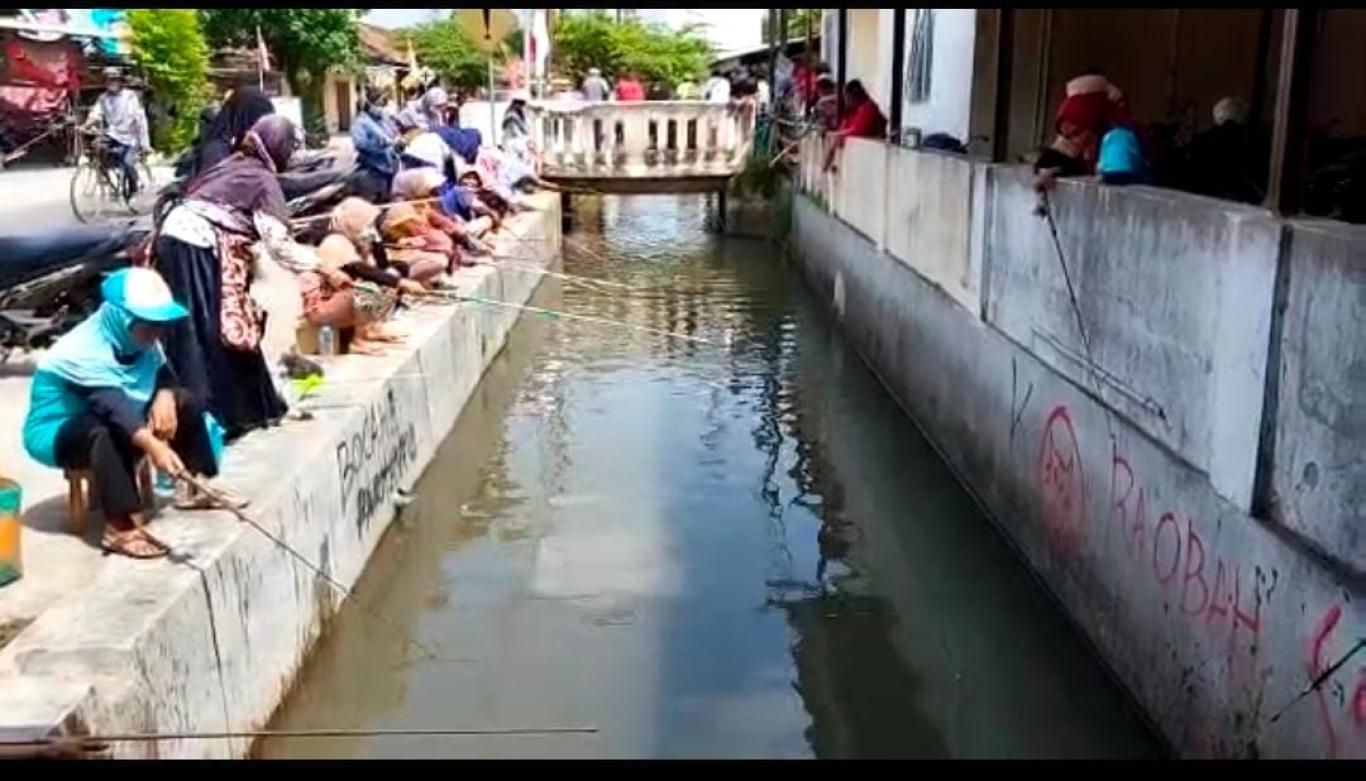 Lomba Memancing dalam Rangka Hut RI ke 77 Di Pasar Pundong