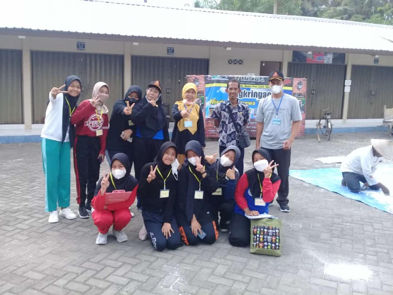 SMA 1 Pundong Mempromosikan Miedes Sriloka
