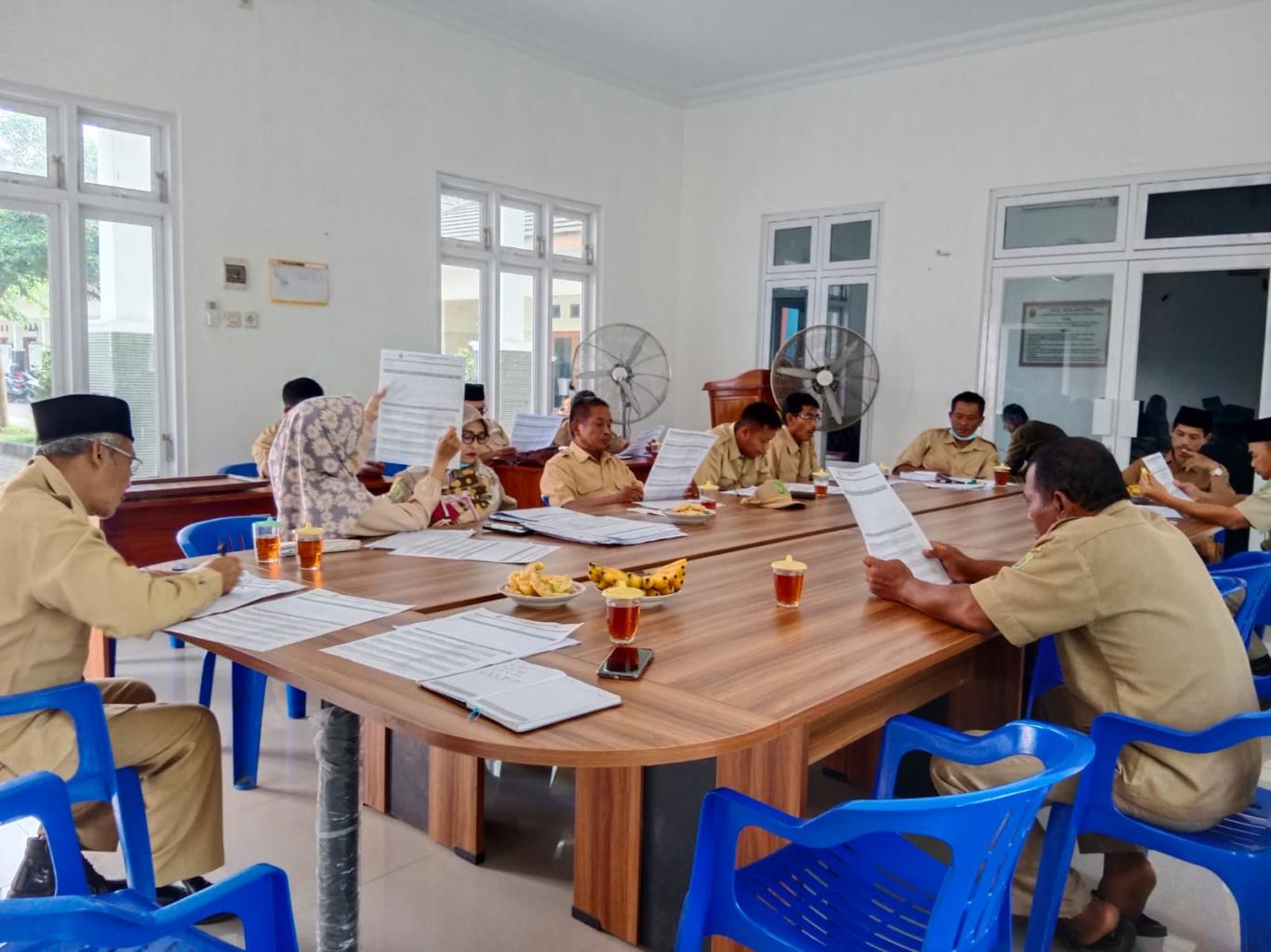 RAPAT KOORDINASI KEMISKINAN EKSTREM KALURAHAN SRIHARDONO