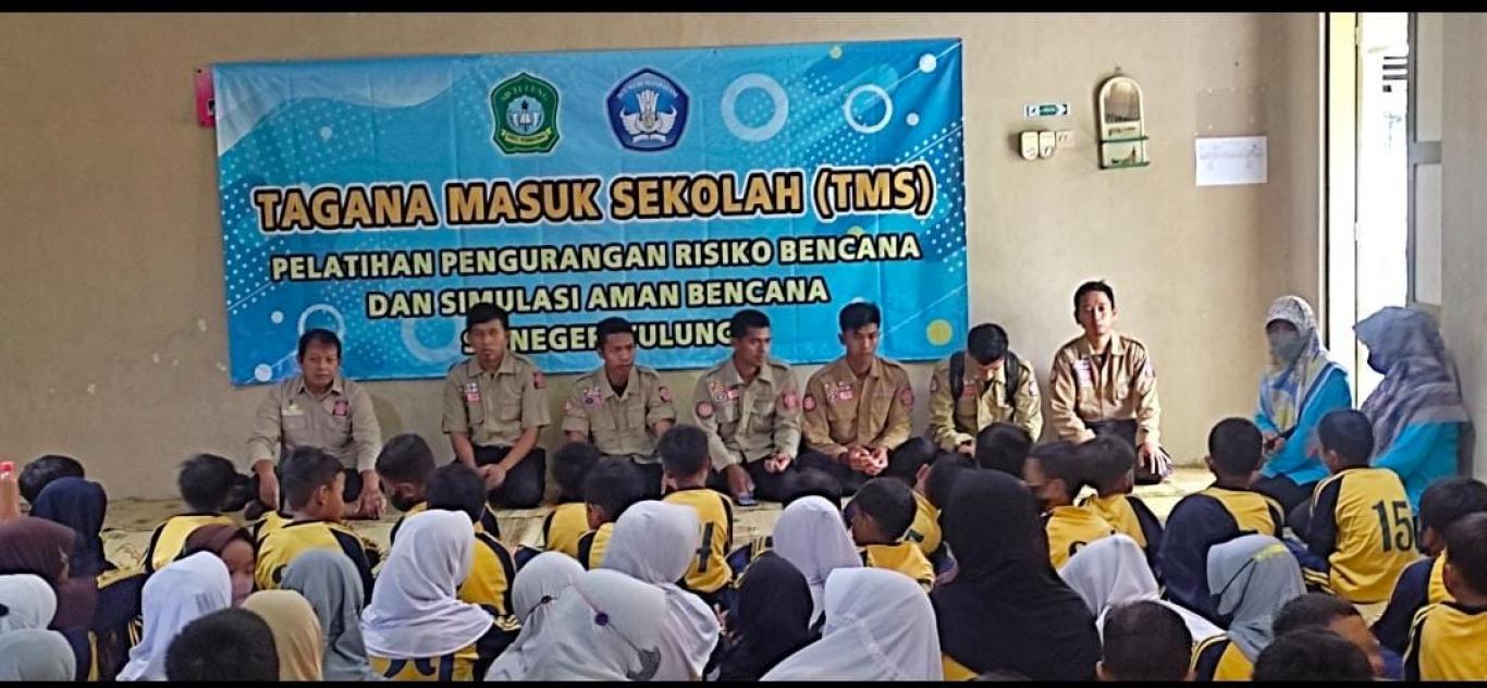 Tagana Masuk Sekolah ( TMS ) Pelatihan Pengurangan Resiko Bencana Dan Simulasi Aman SD Negeri Tulung