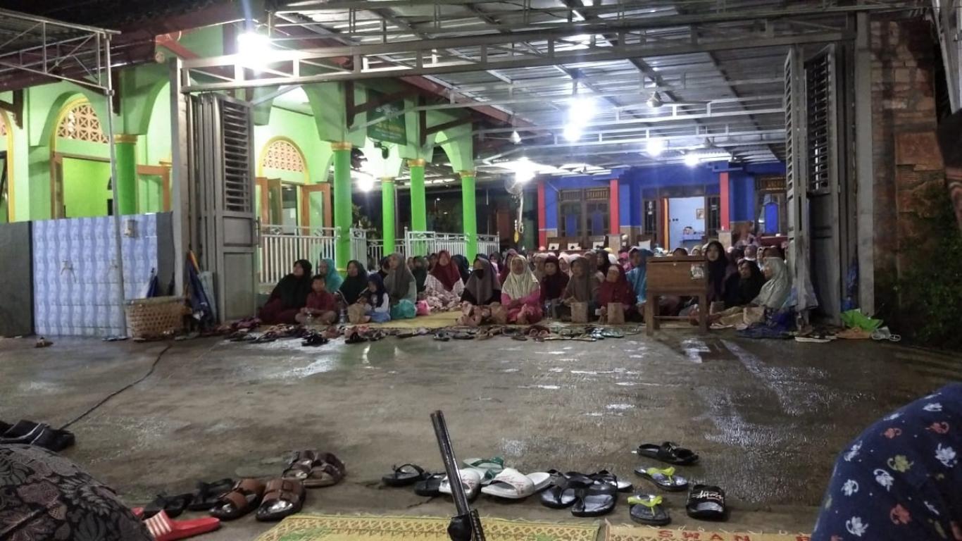 Pengajian dan Mujahadah di Dusun Pranti
