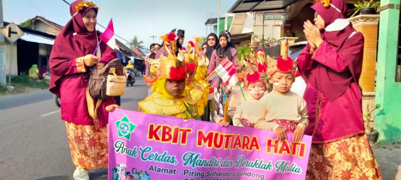 Pawai kreatifitas dan Gebyar PAUD
