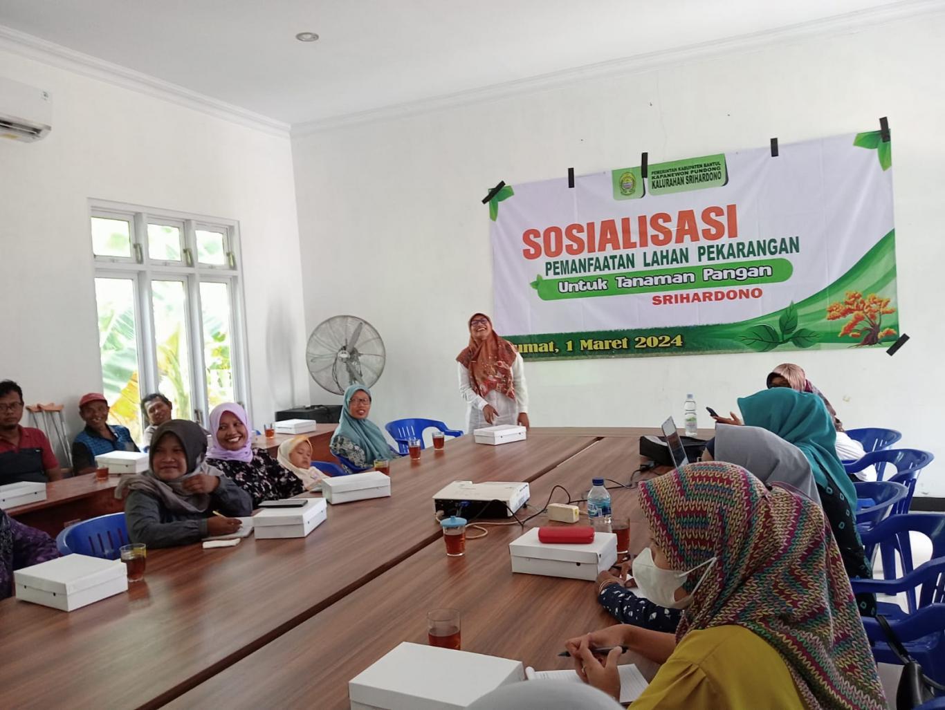 Sosialisasi pemanfaatan lahan pekarangan