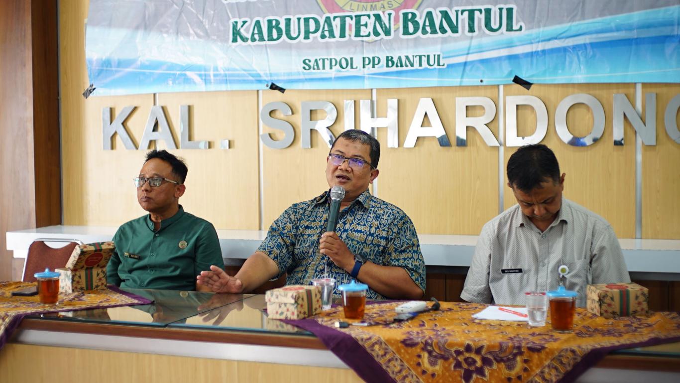 PENINGKATAN KAPASITAS LINMAS 